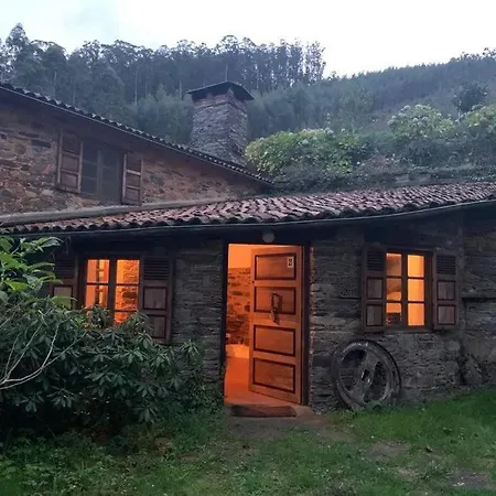 Acogedora Casa Rural Con Vistas Al Mar En Pantin Valdoviño